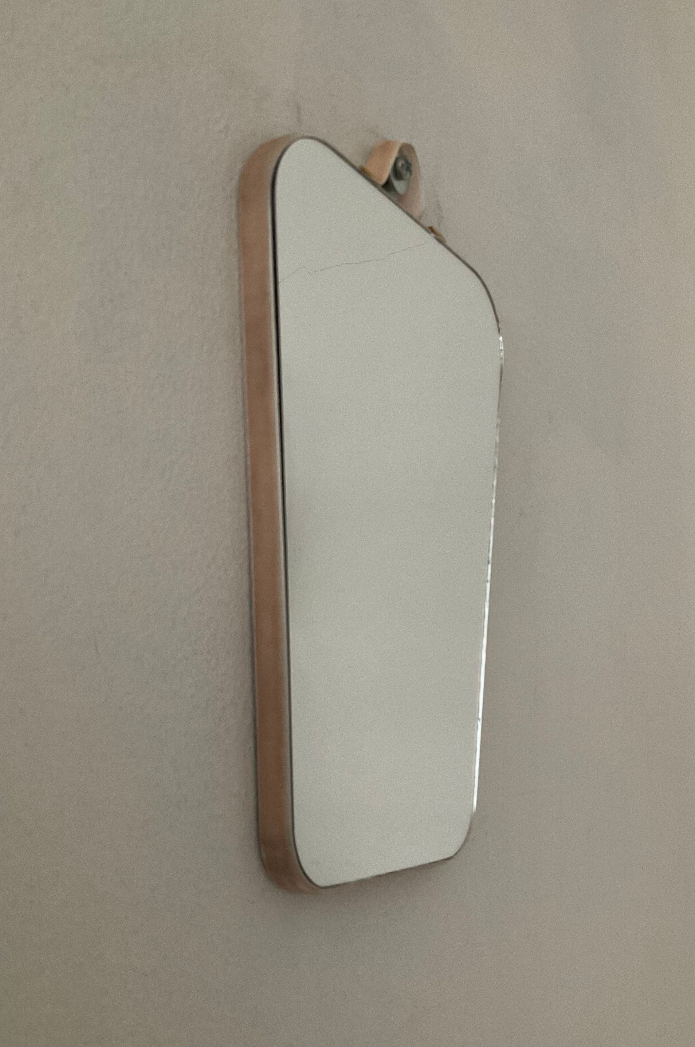 Asymmetrical free-form miniaturę mirror from the 60s-70s