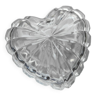 Heart-shaped glass box