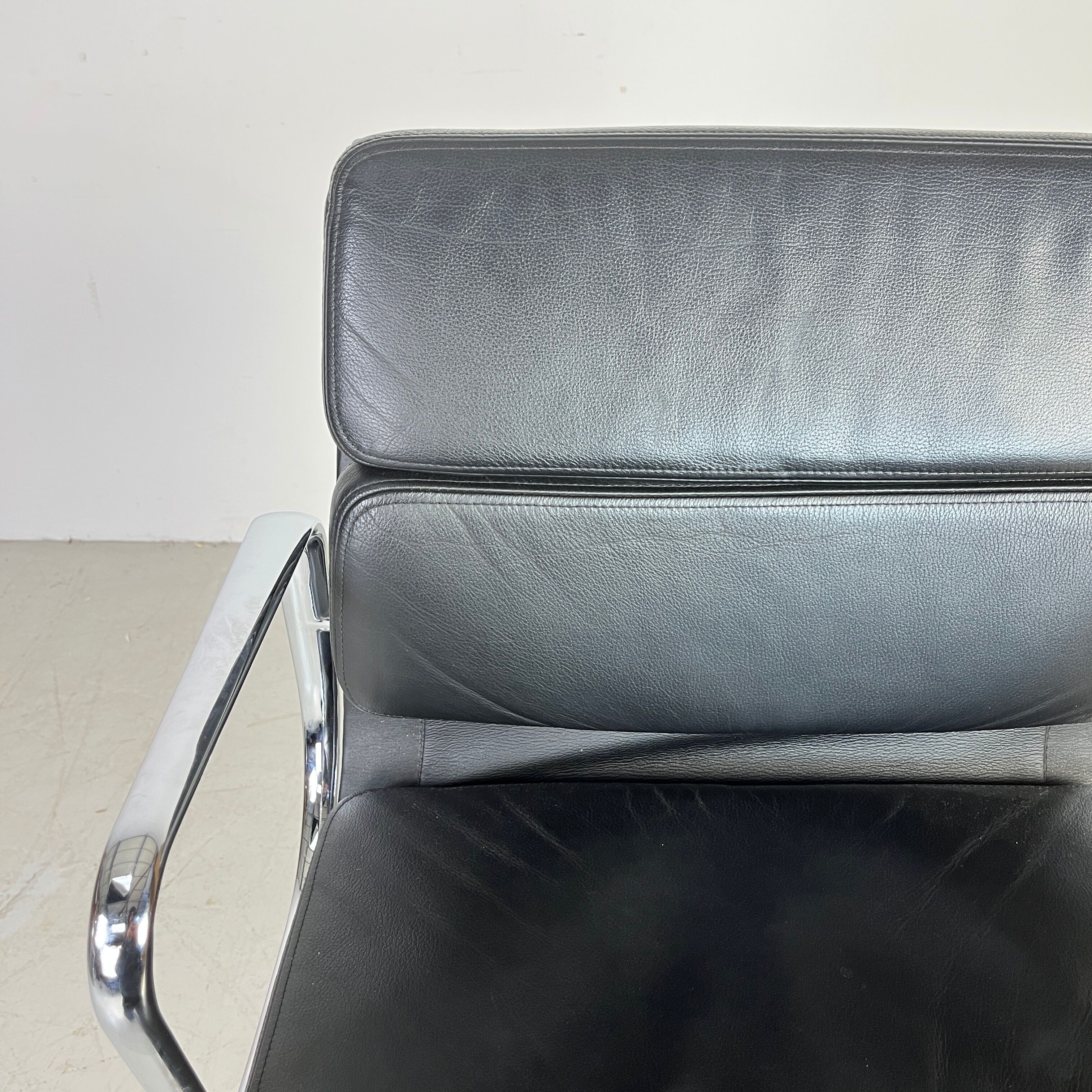 Eames Vitra for Herman Miller black leather Soft Pad Group chair