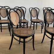 Série de 8 chaises viennoises N.33 de J&J Kohn, 1900