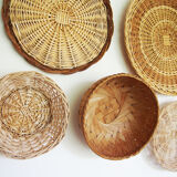 Wall composition of 7 baskets wicker