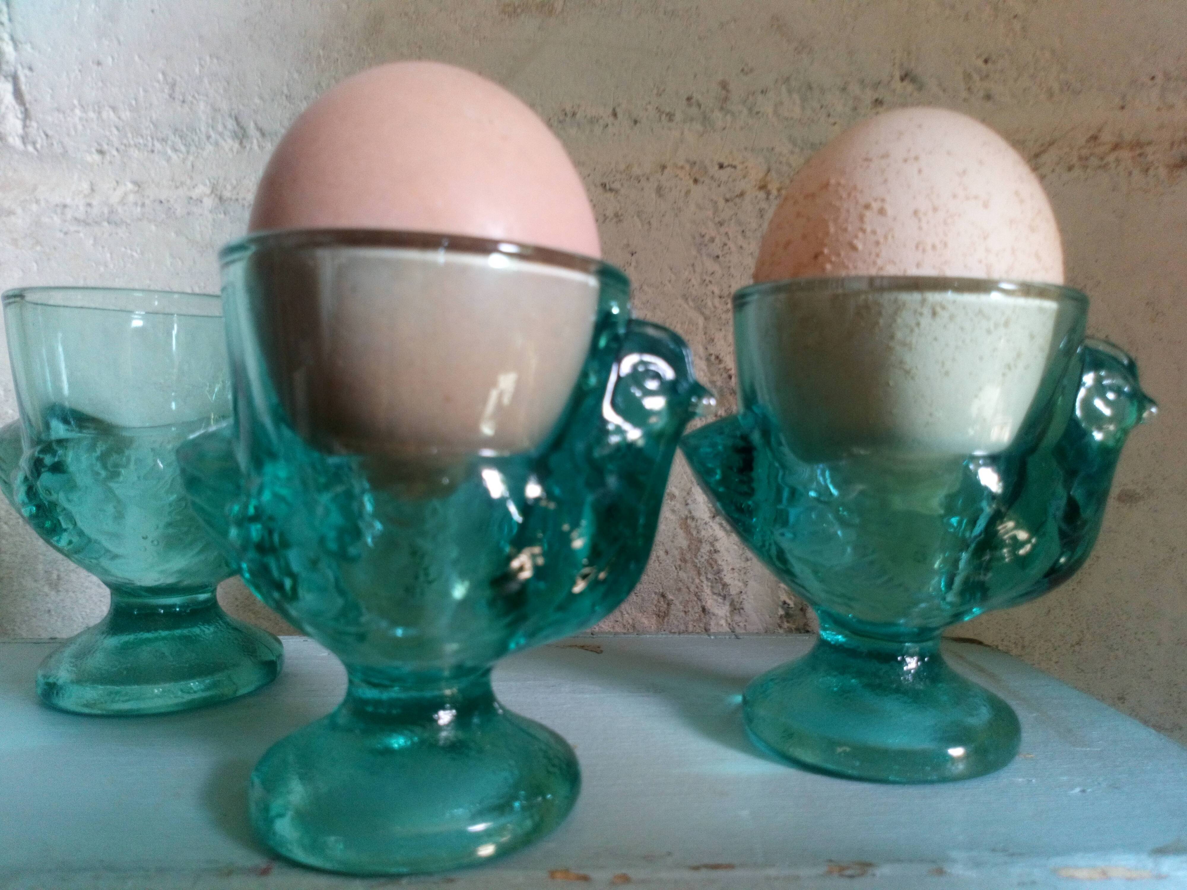 Six colourful glass pods