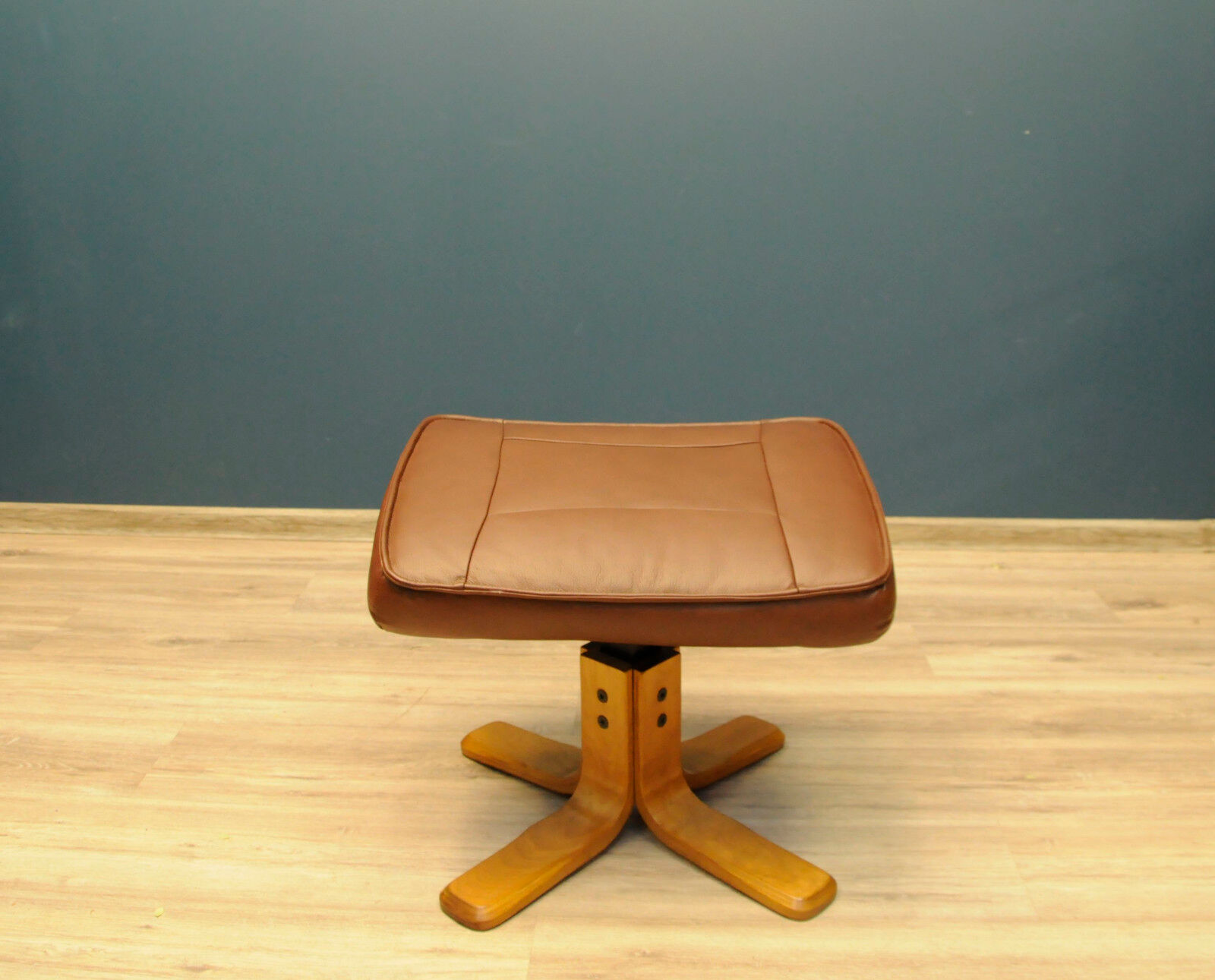 Göte Möbel Seat, Footrest