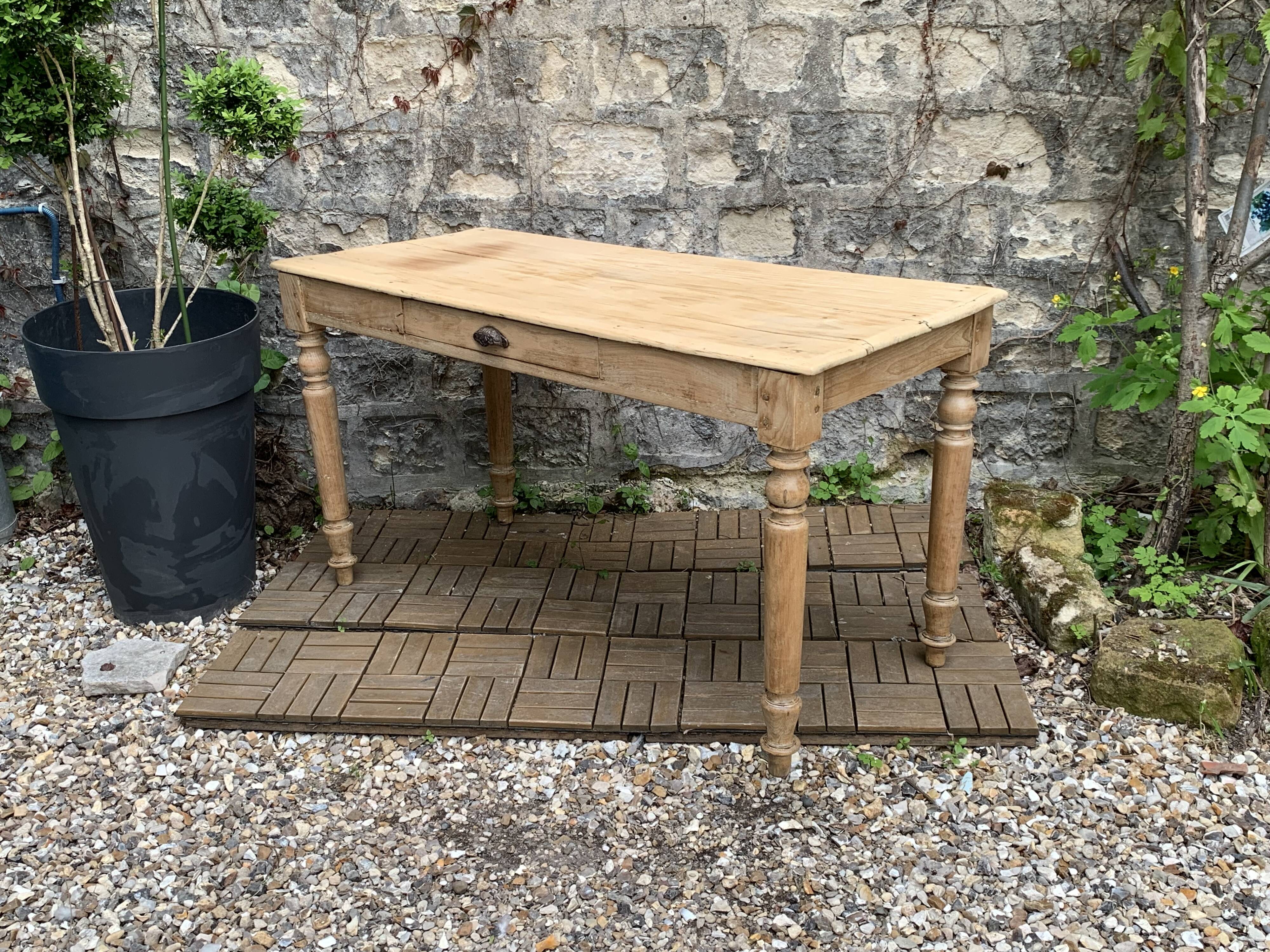 Raw wood farm table 1920