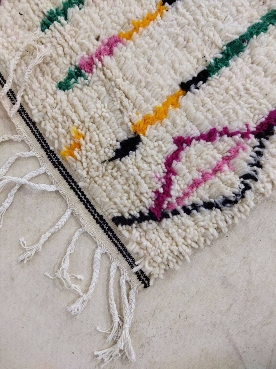 Handmade Moroccan Berber rug 294 X 194 CM