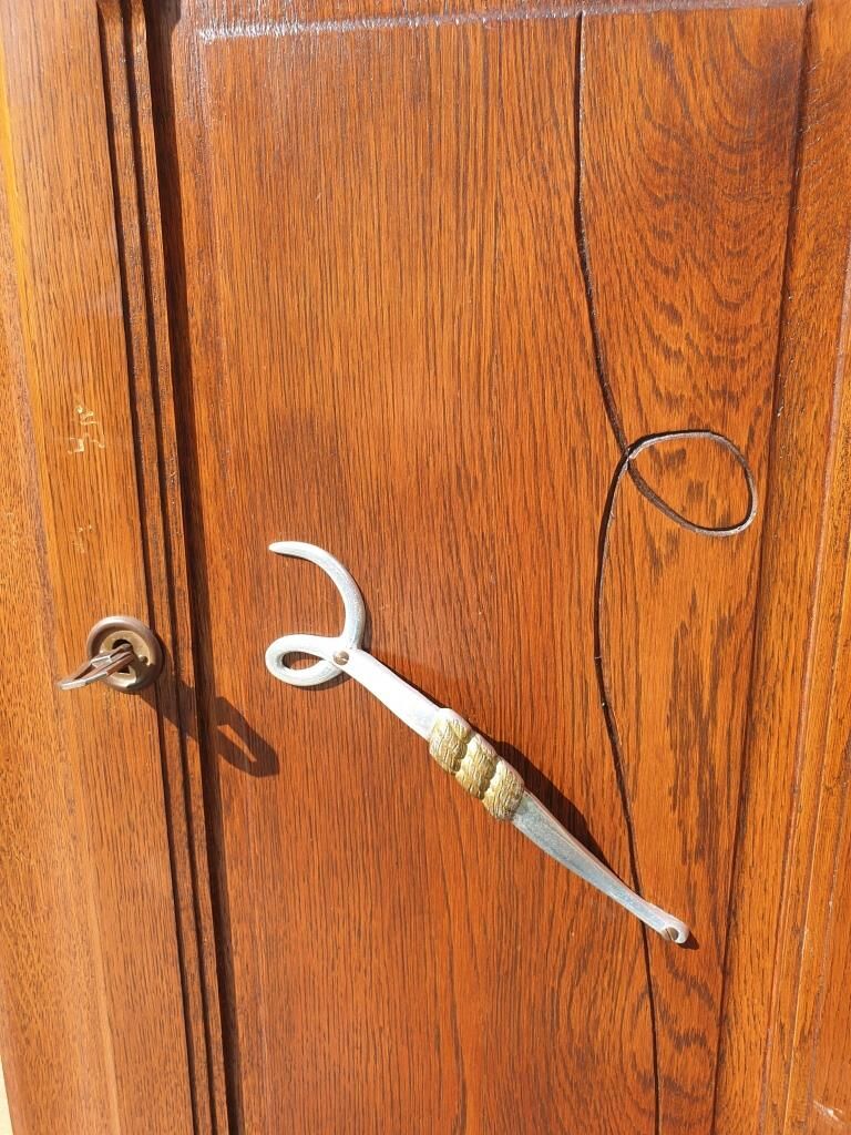 Art deco cabinet bookcase dark oak l135