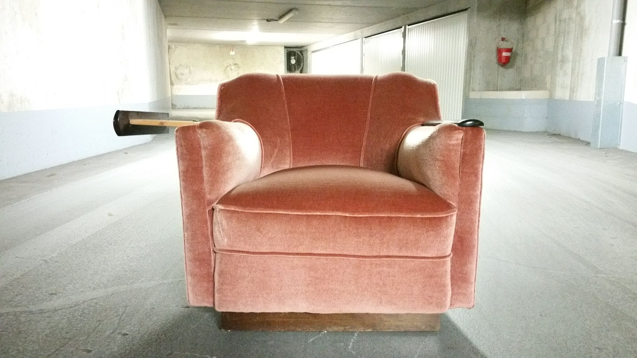 Fauteuil club art deco années 30/40 à système tablettes