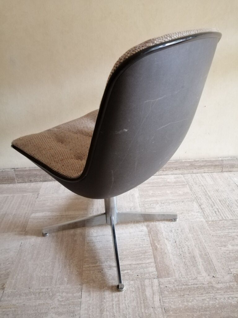 Randall Buck's vintage chair for Steelcase Strafor