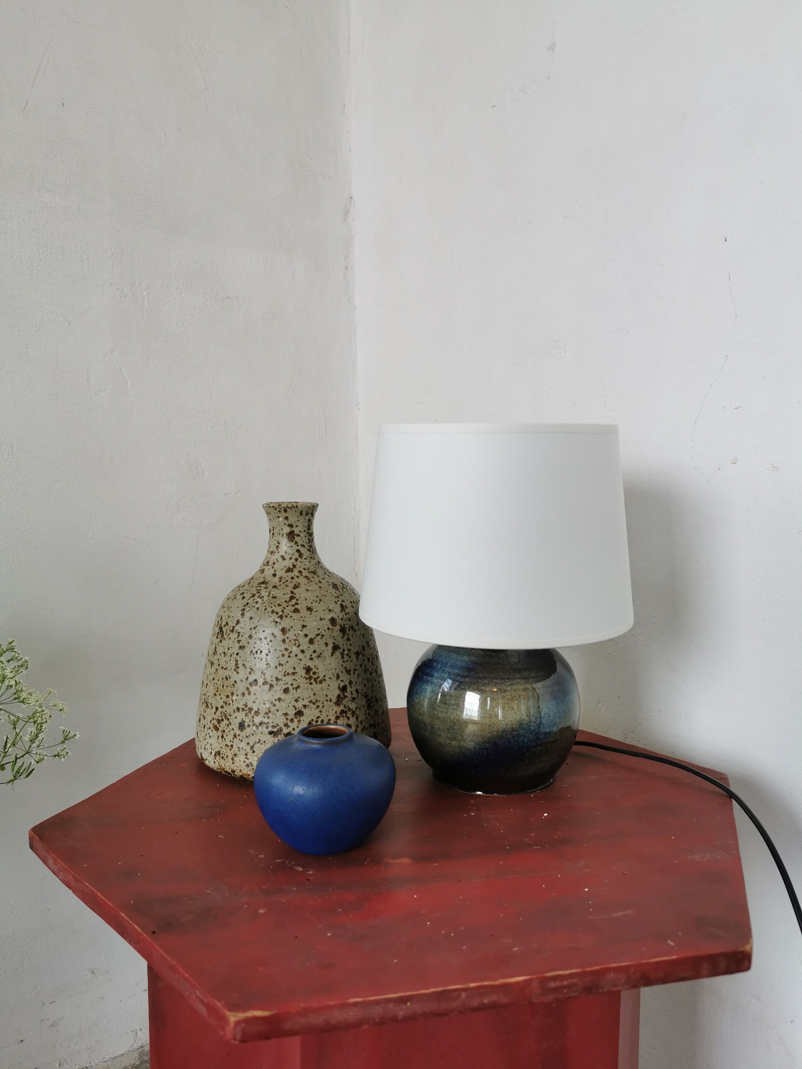 Bedside lamp shape ceramic ball
