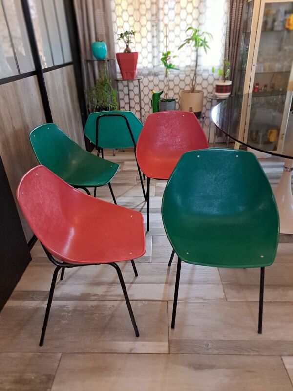 Suite de 5+1 chaises coquillages Pierre Guariche 1960