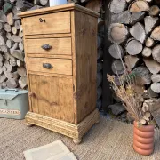 Solid wood chiffonier / Storage furniture