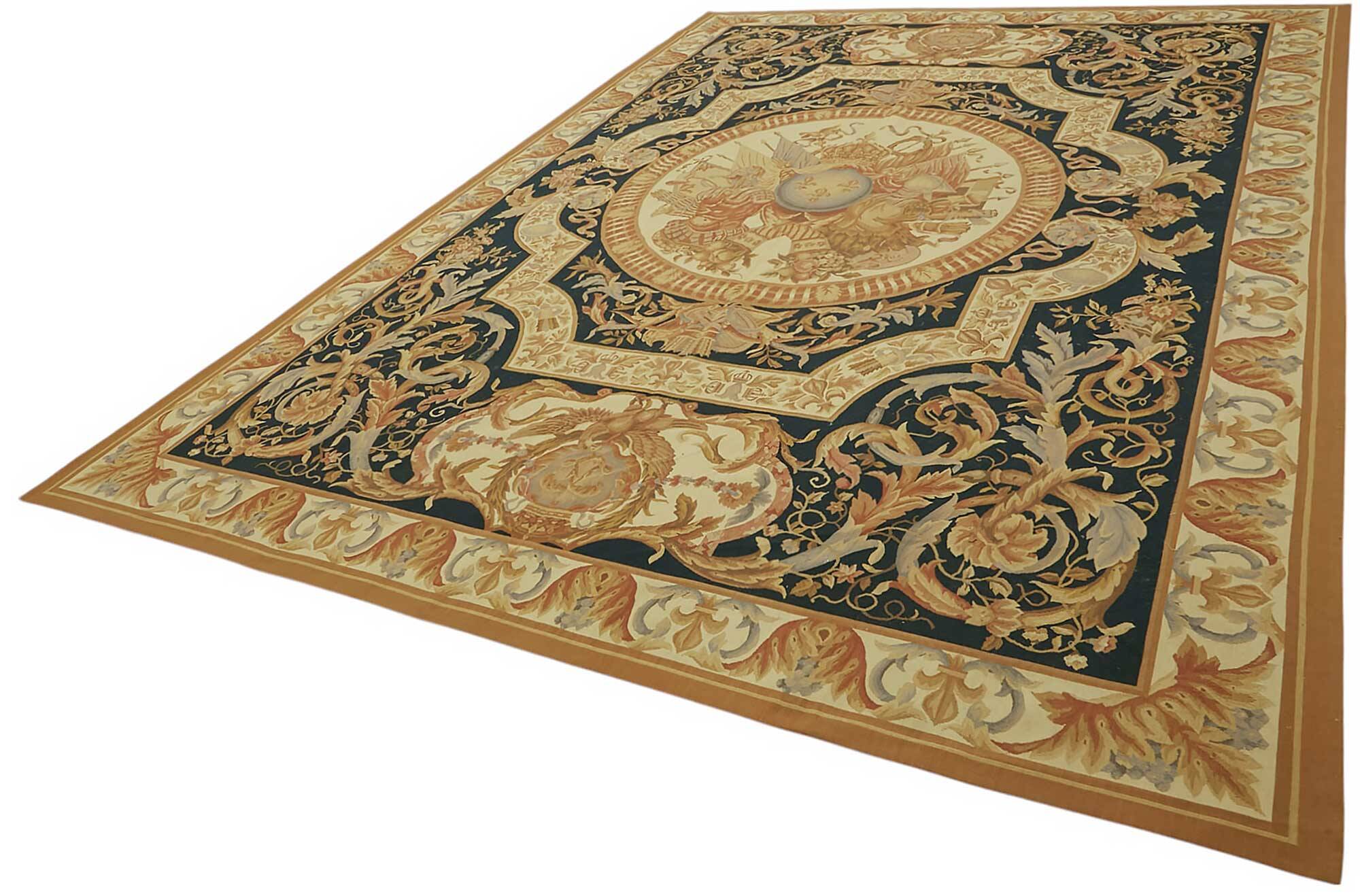 Handmade European Vintage Aubusson Kilim 304 cm x 433 cm