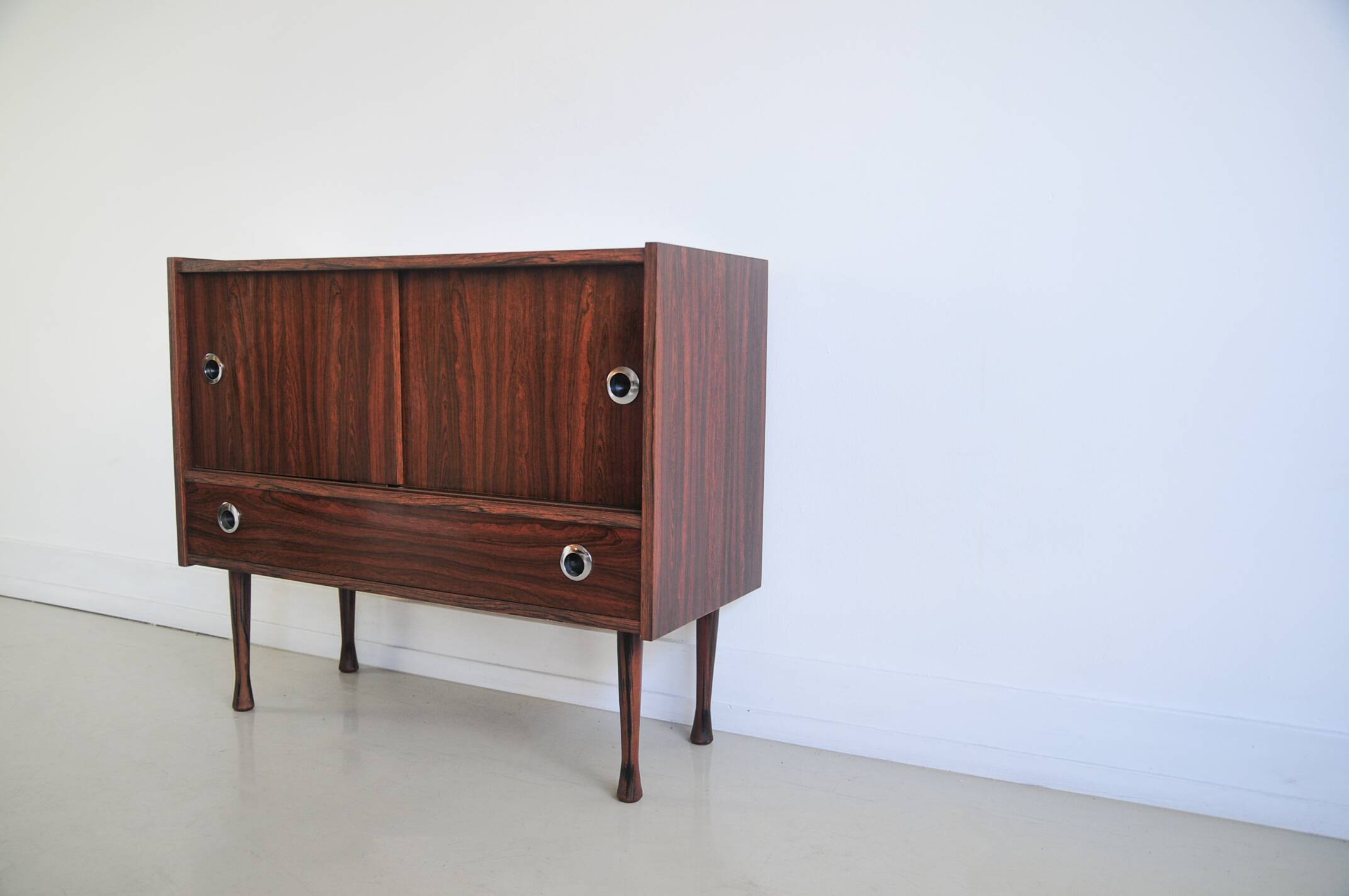Buffet audio vintage en palissandre