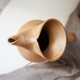Sandstone pitcher