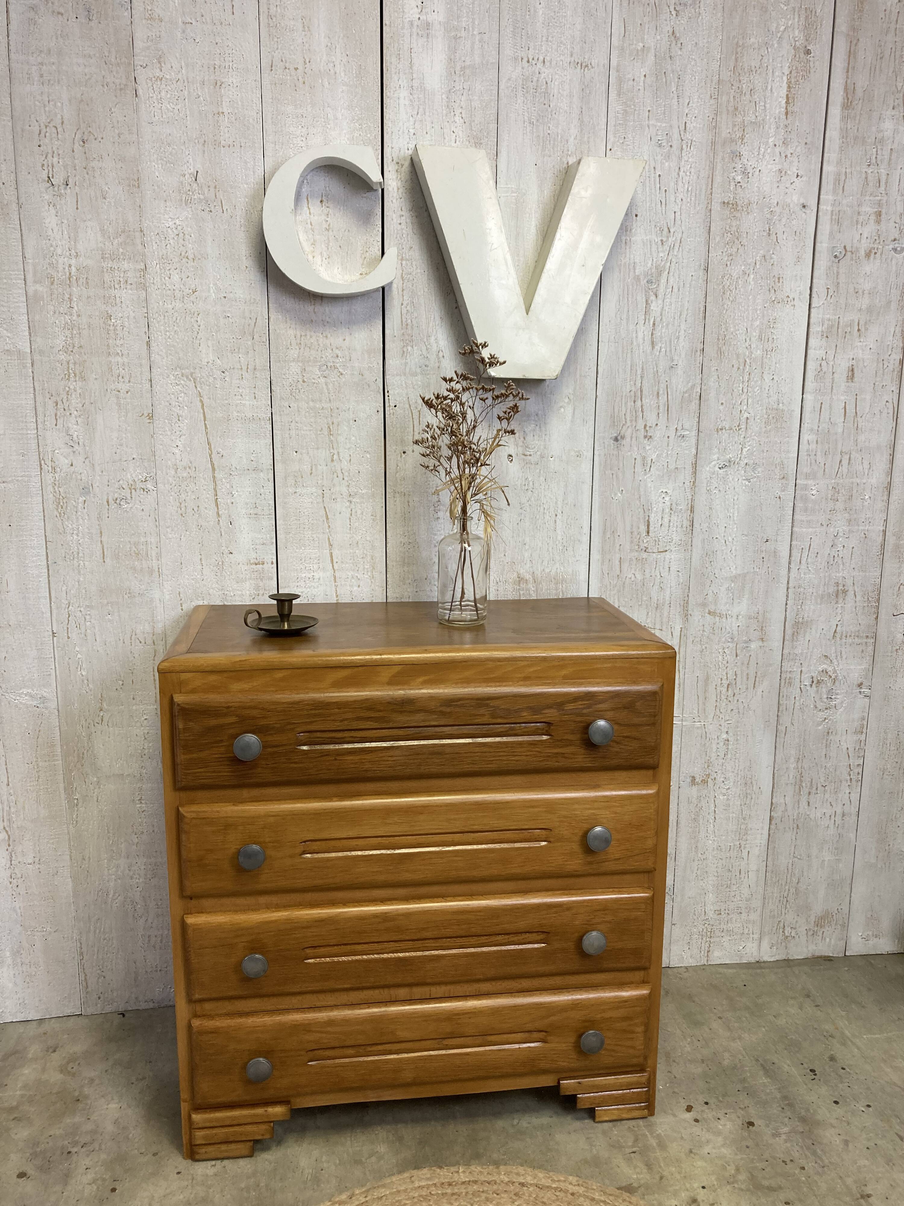 Commode vintage