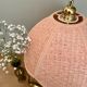 Suspension abat-jour vintage en matière naturelle rose