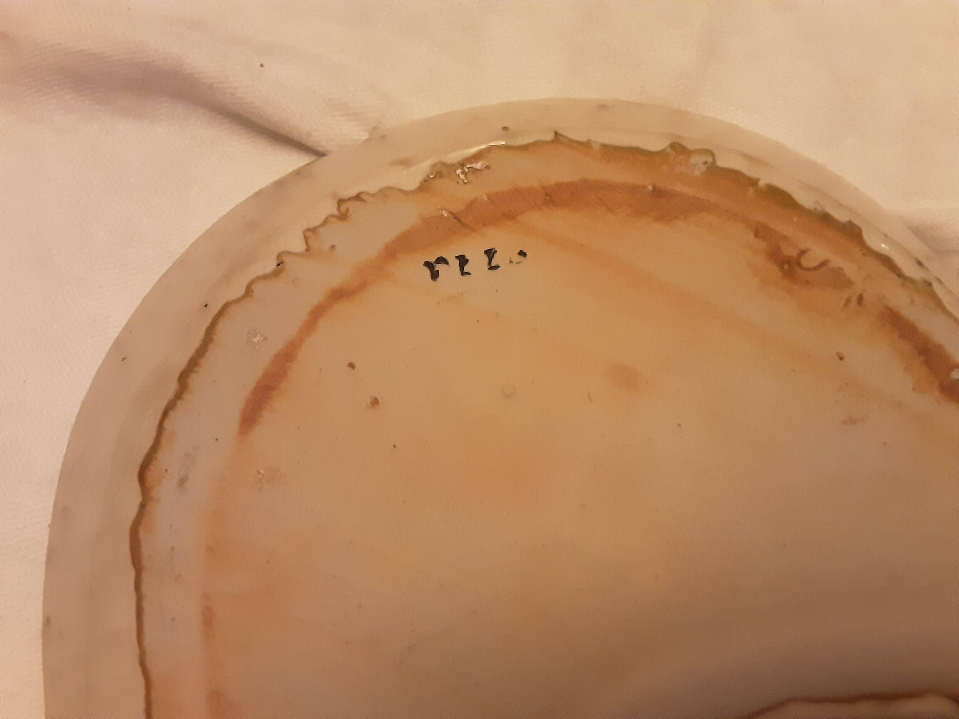 Empty enamelled ceramic pocket chicken