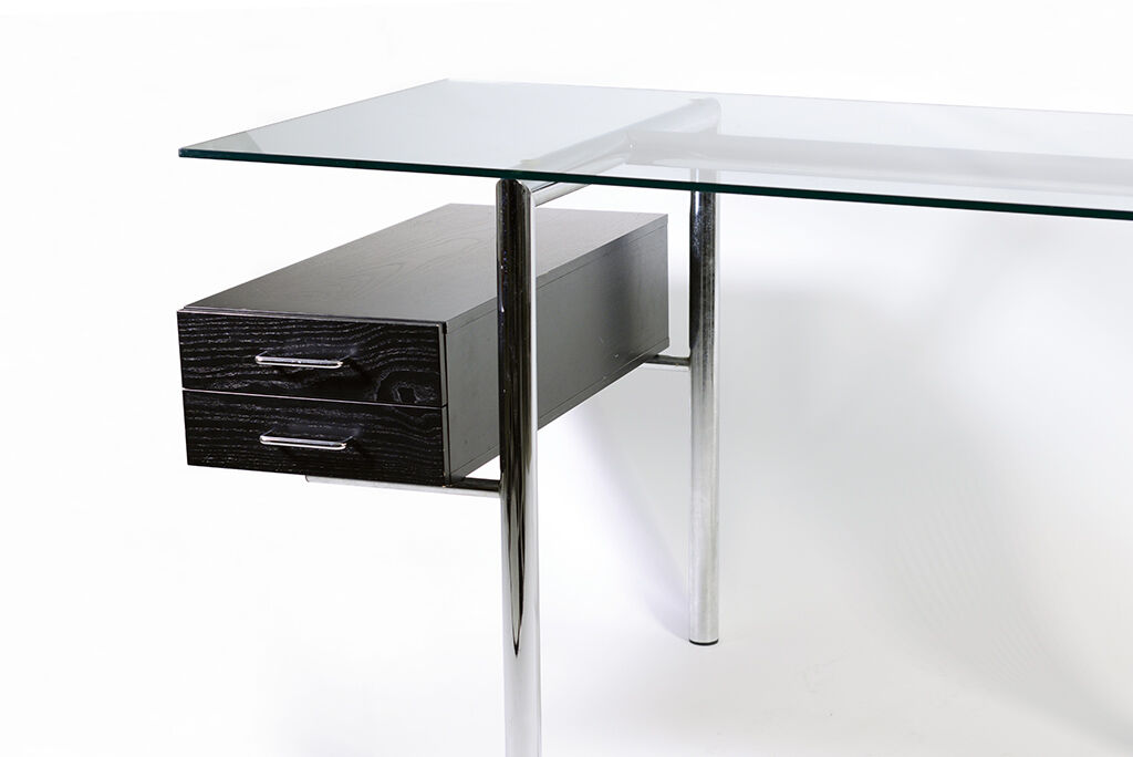 Office structure tubular chrome and glass