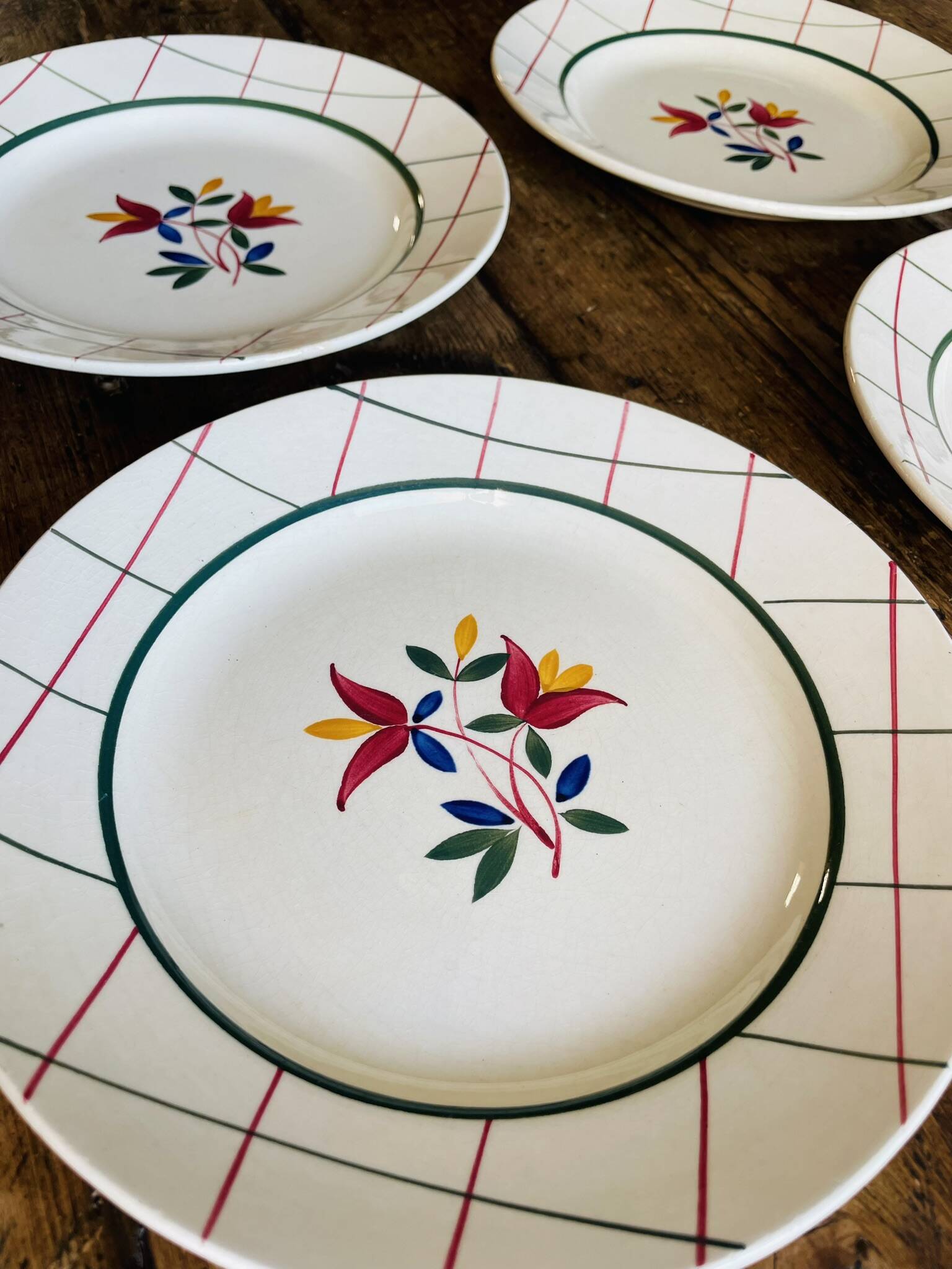 4 flat plates from Gien, Tamaris