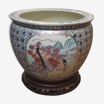 Cache pot chinois en porcelaine polychrome