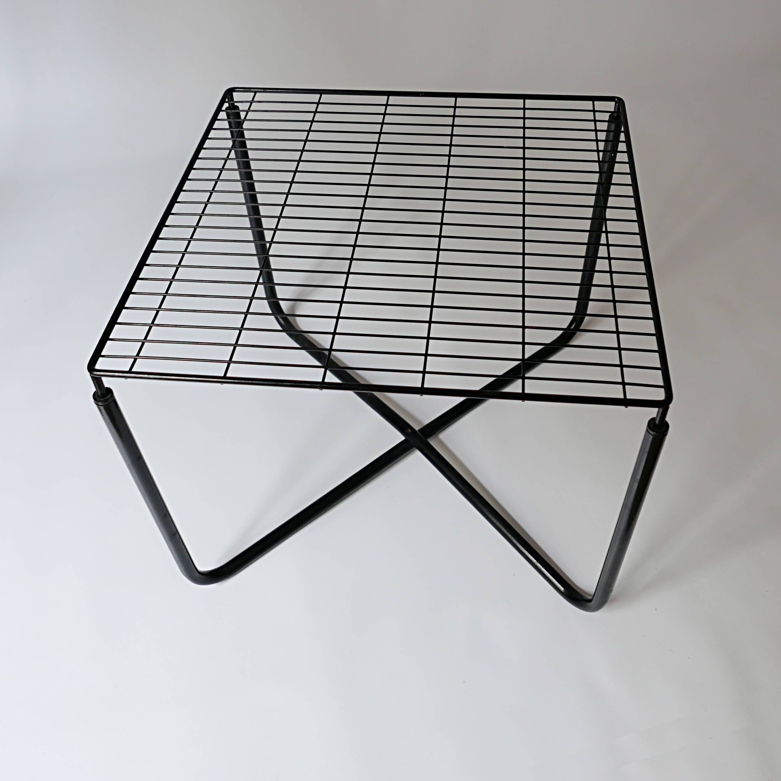 coffee table was designed in 1983 by Niels Gammelgaard Jarpen for IKEA