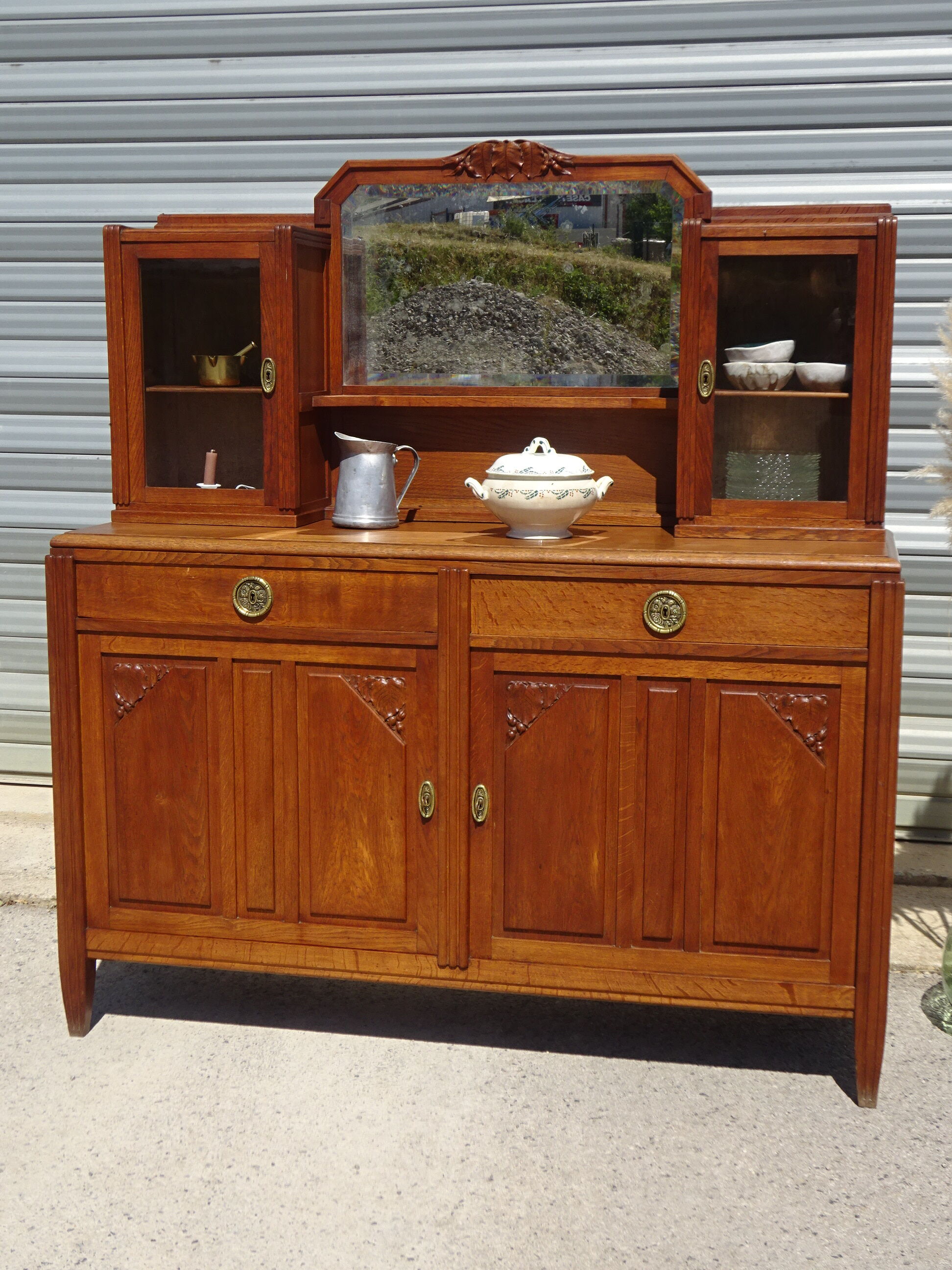 Buffet Art Déco avec guérites et miroir