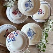 Lot de 8 assiettes creuses vintage dépareillées