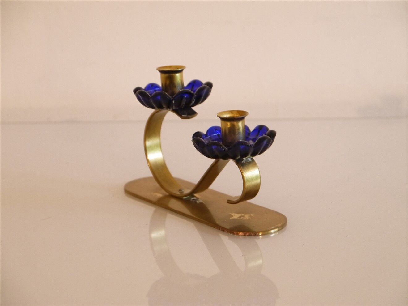 Vintage Scandinavian candle holder in brass and glass 1960