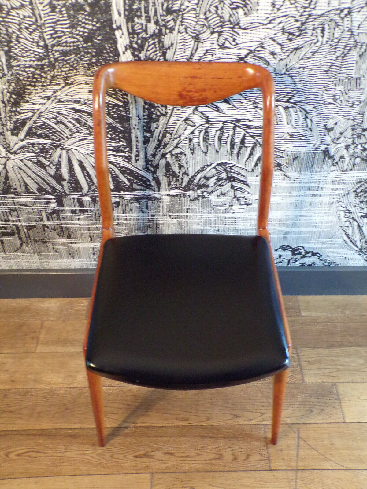Scandinavian chair Kai Lyngfeldt Larsen