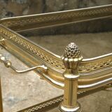 Rolling dessert in gold metal