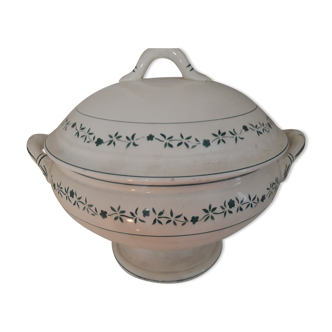 Vintage soup tureen