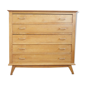 Oak chest of drawers