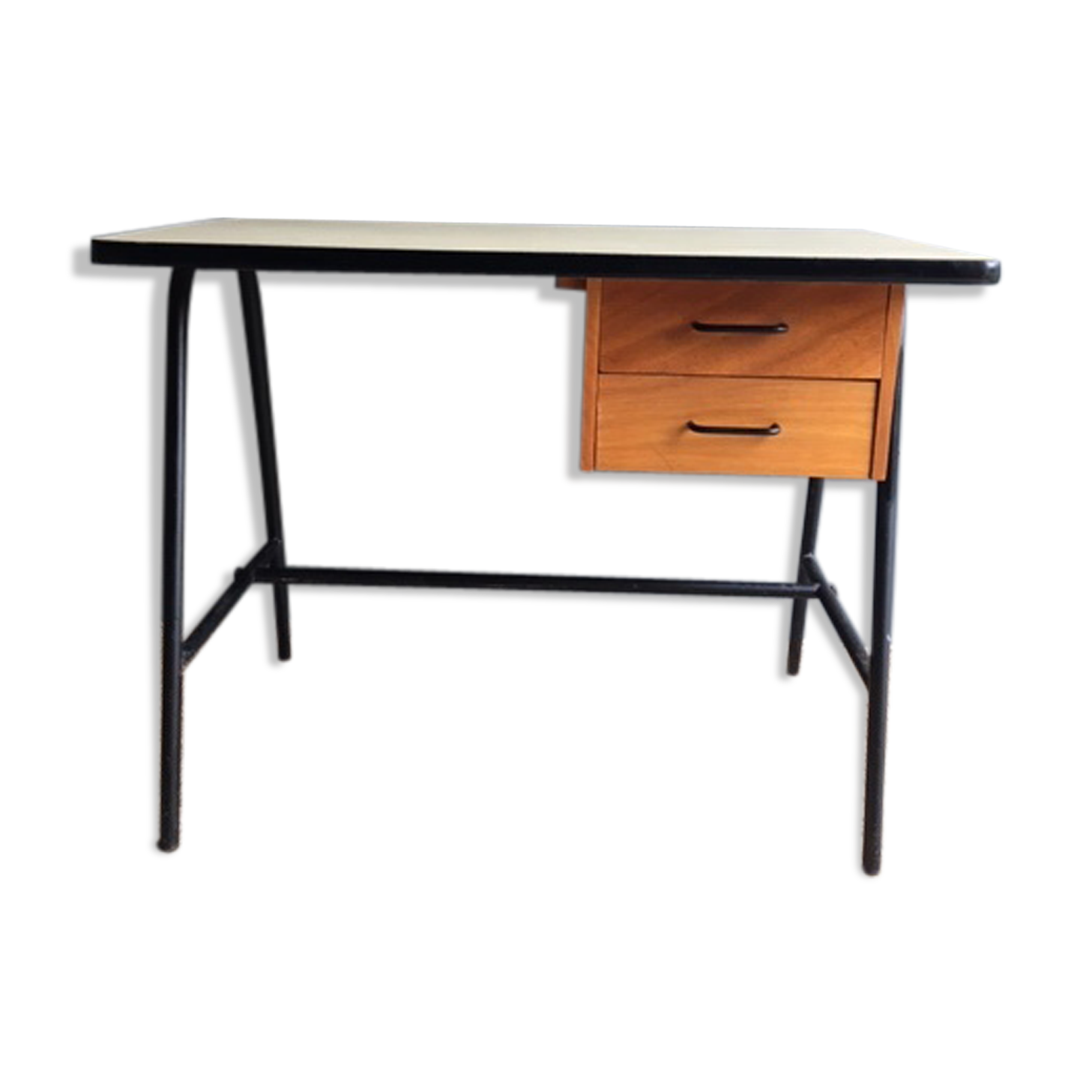 Bureau et sa chaise formica année 50