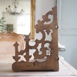 Corner shelf