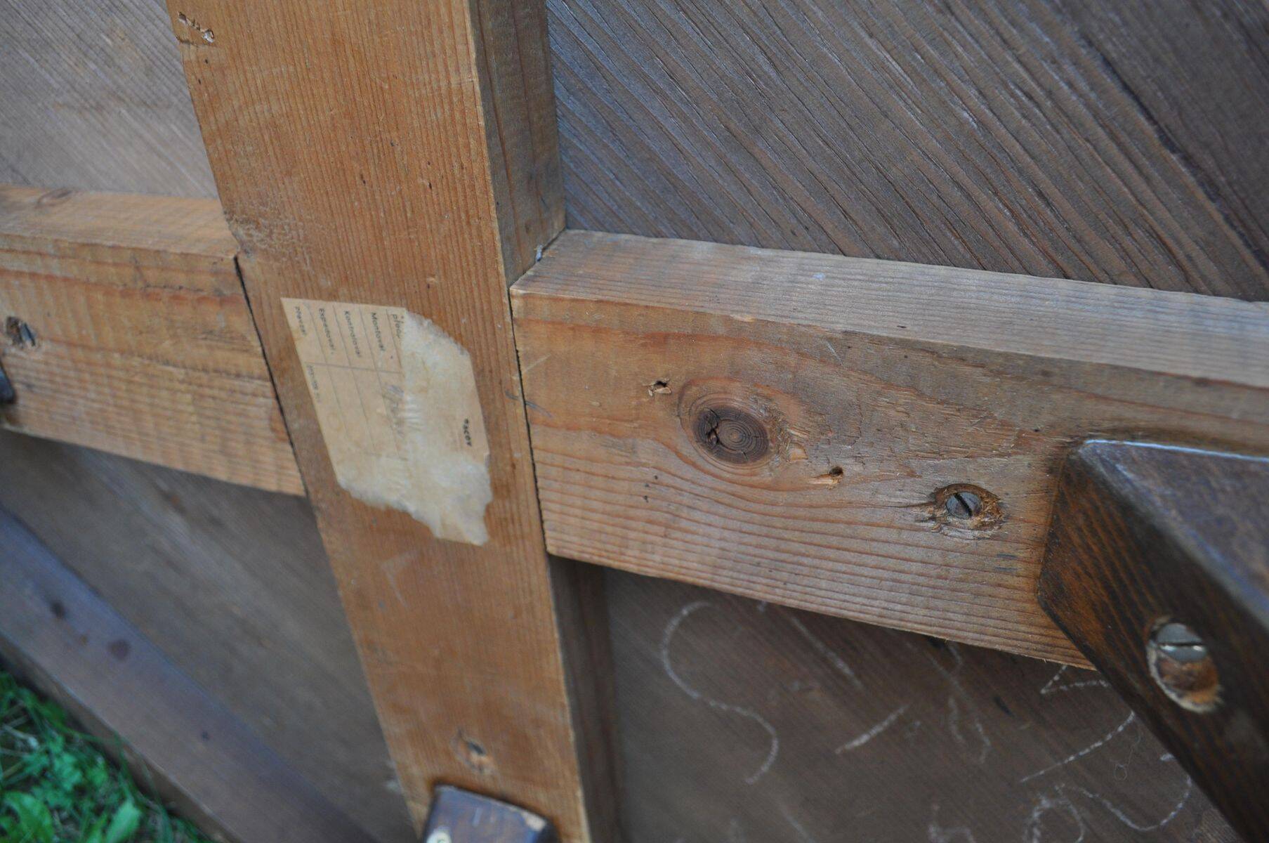 H259 coffee table by Jindrich Halabala in brown and white beech, 1930s design.
