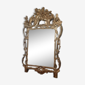 Mirror Louis XV period, 18th, restored in the twentieth century, gilded wood, mirror with original mercury