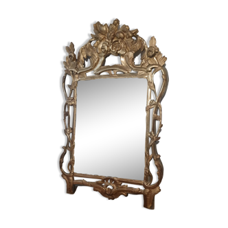 Mirror Louis XV period, 18th, restored in the twentieth century, gilded wood, mirror with original mercury