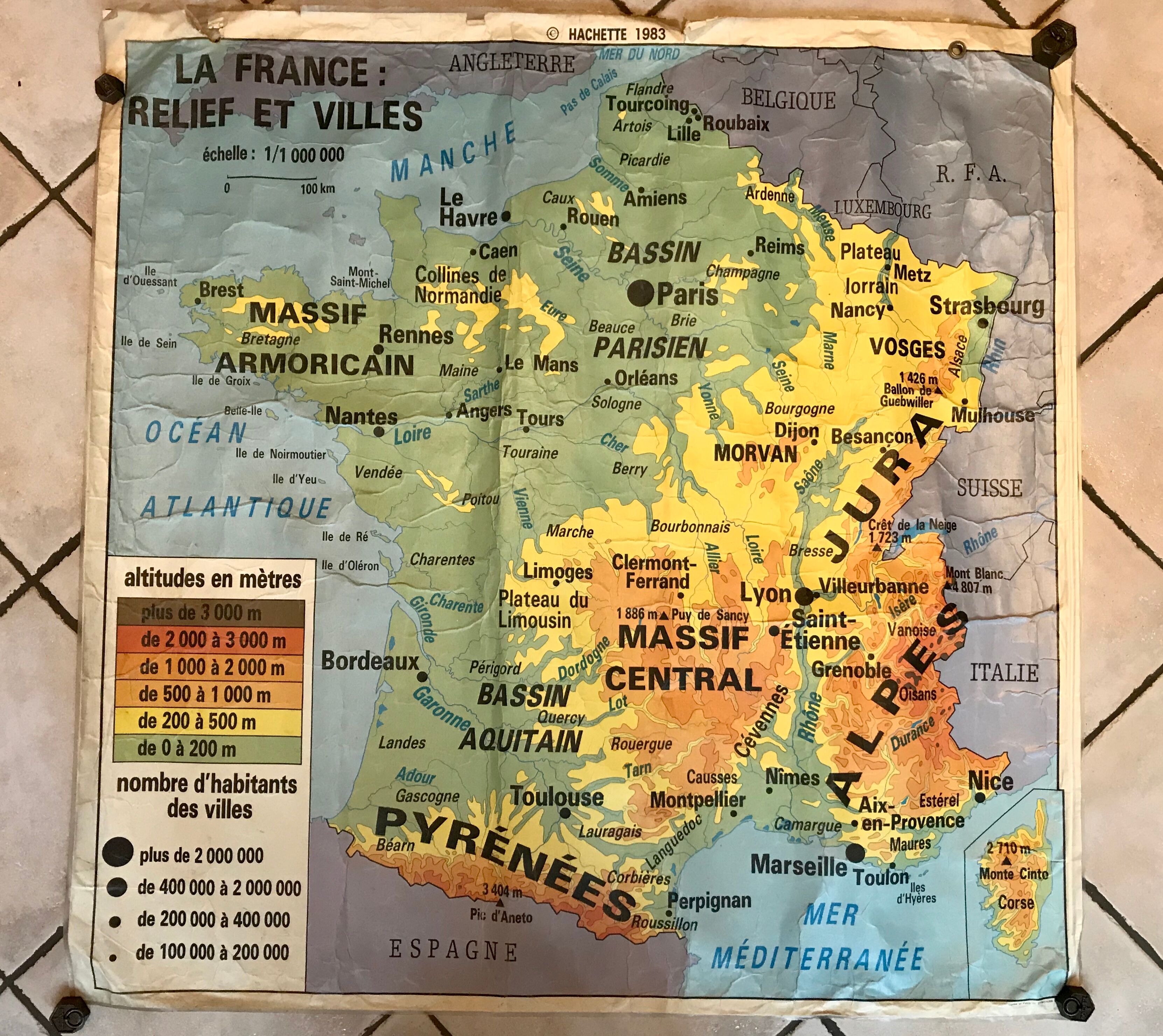 School map of France laminated Relief & Villes Hachette 1983