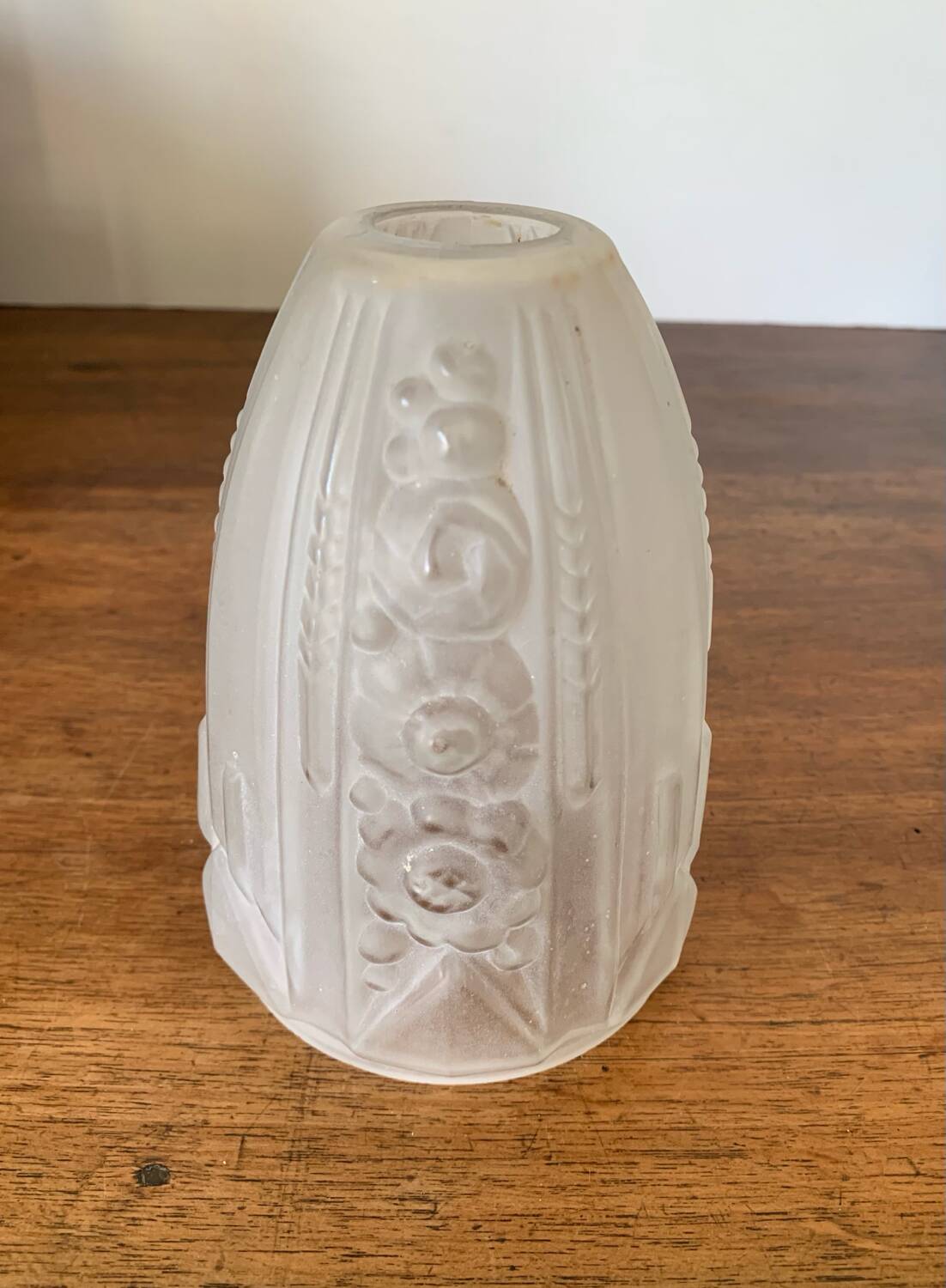 Art Deco glass tulip