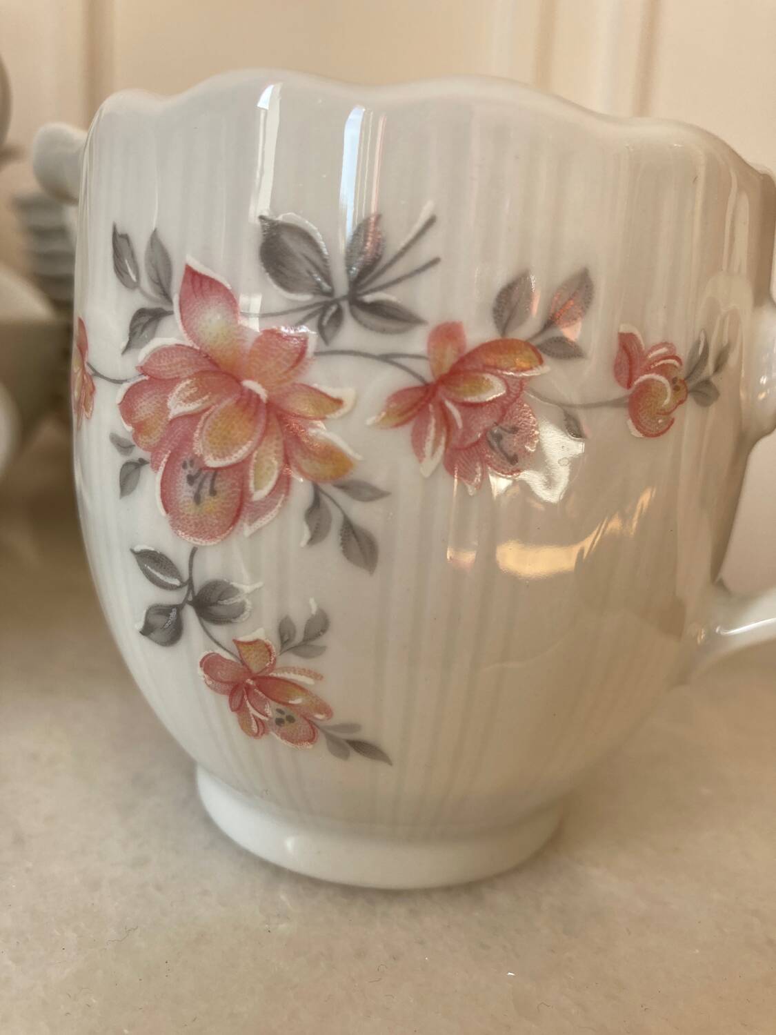 Tea service "Pink flowers" Bavarian porcelain