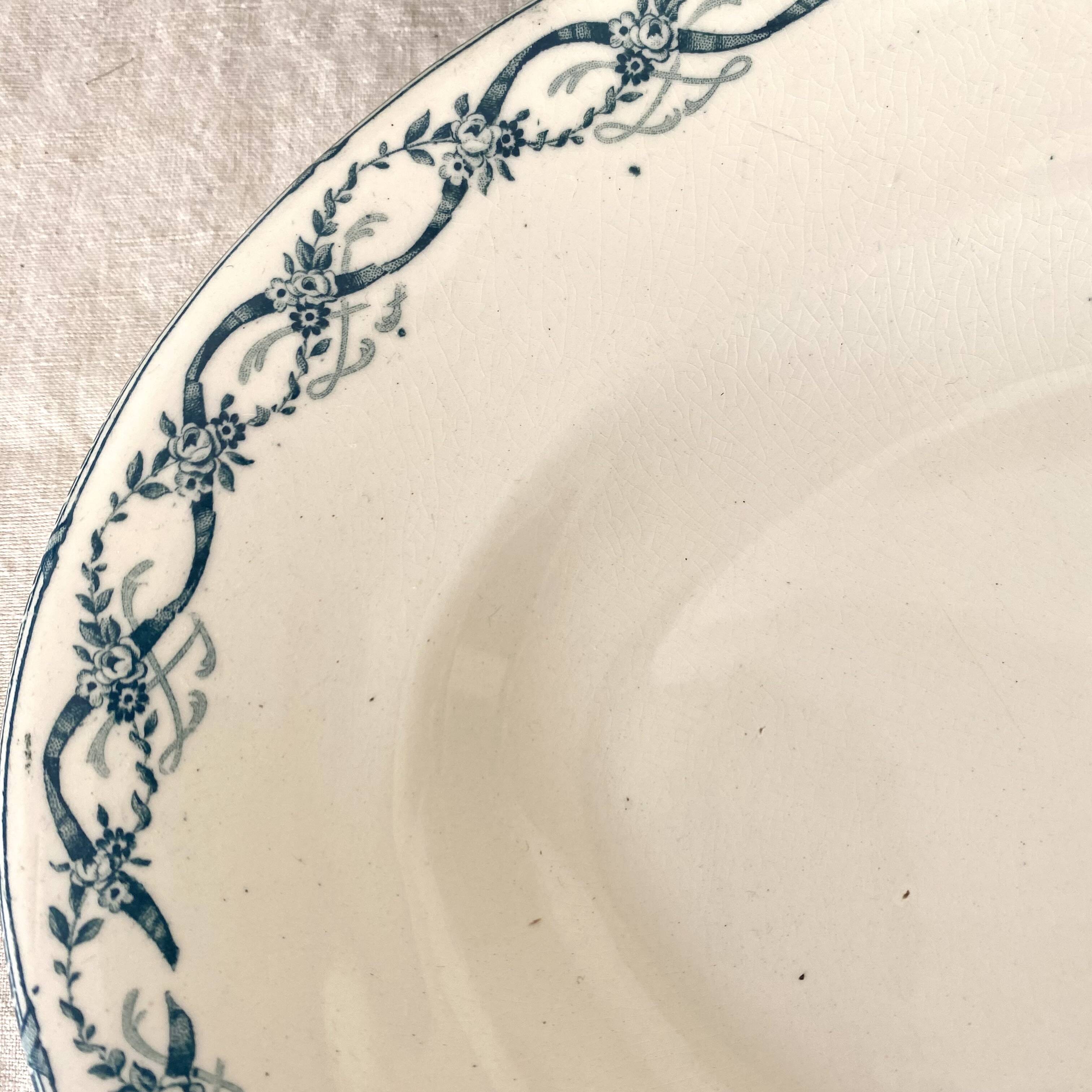 Set of ironstone dishes Salins France Régamier