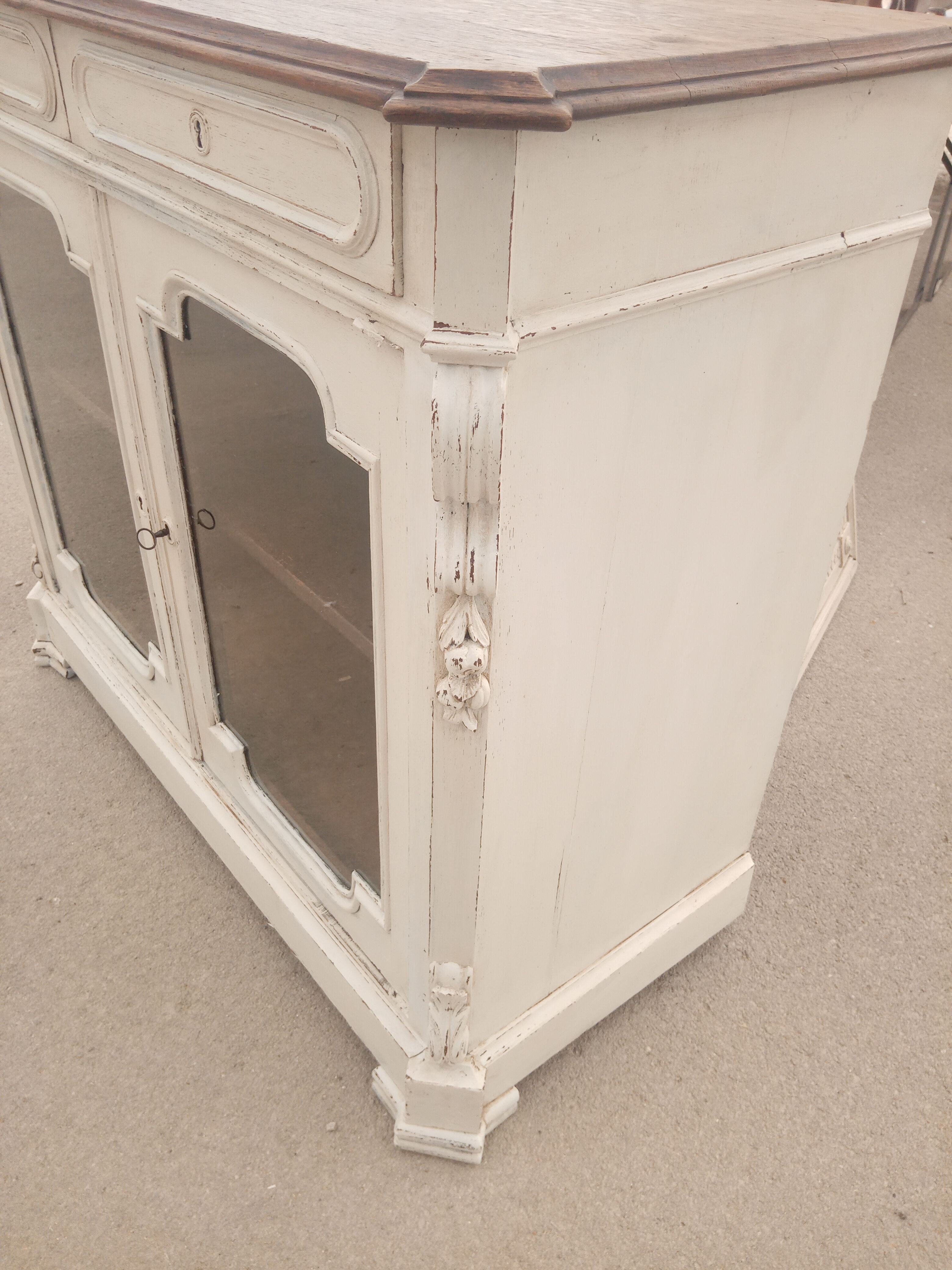 Old buffet 2 doors windows patina Shabby chic