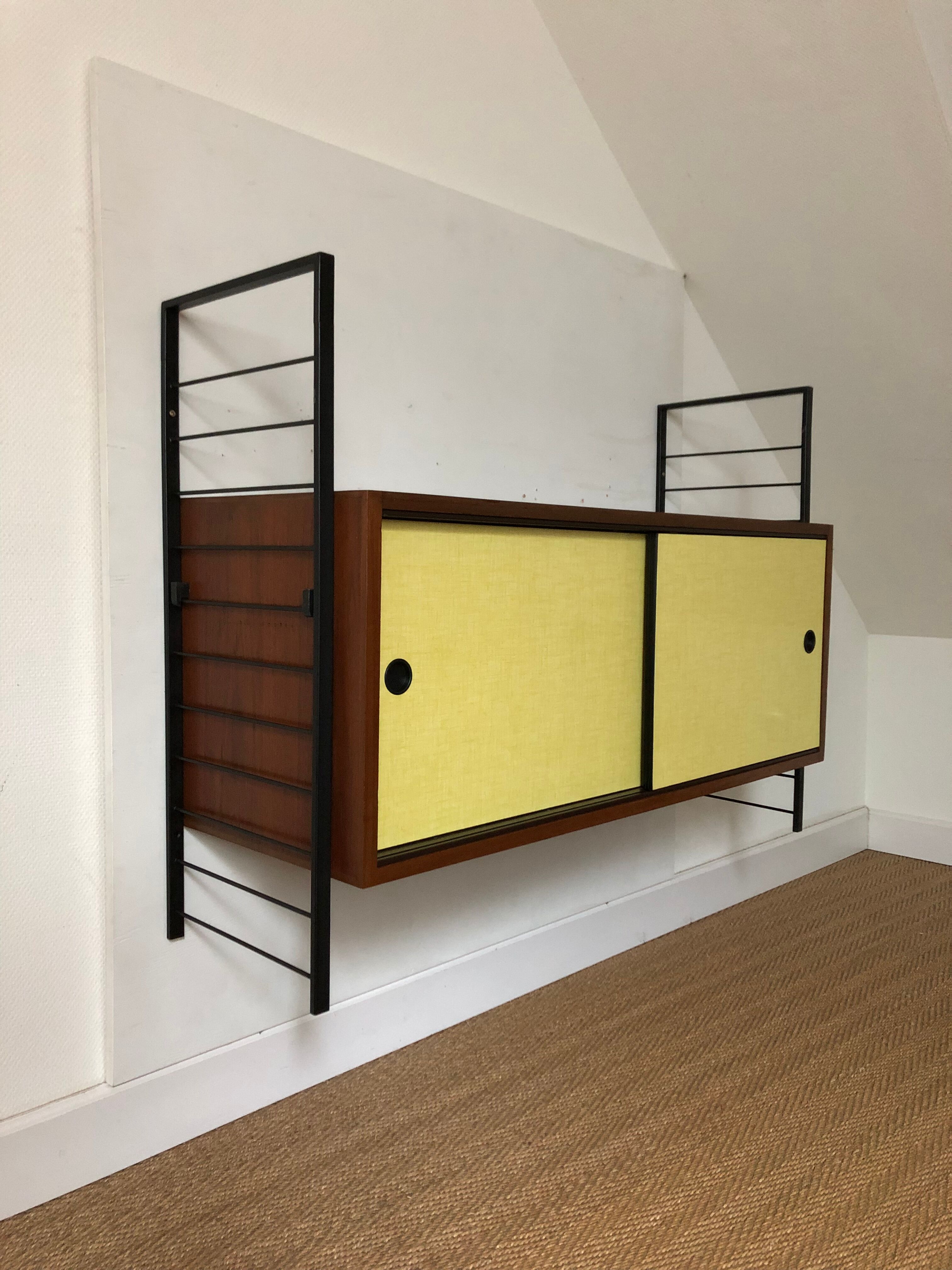 Wall-mounted sideboard