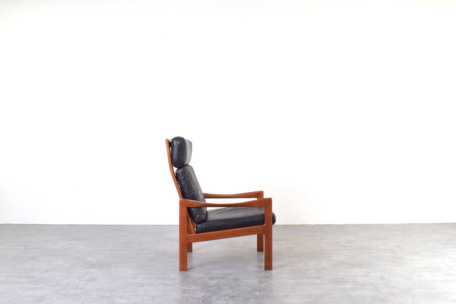 Mid-Century Teak Lounge Chairs by Illum Wikkelsø for Niels Eilersen, 1960s.