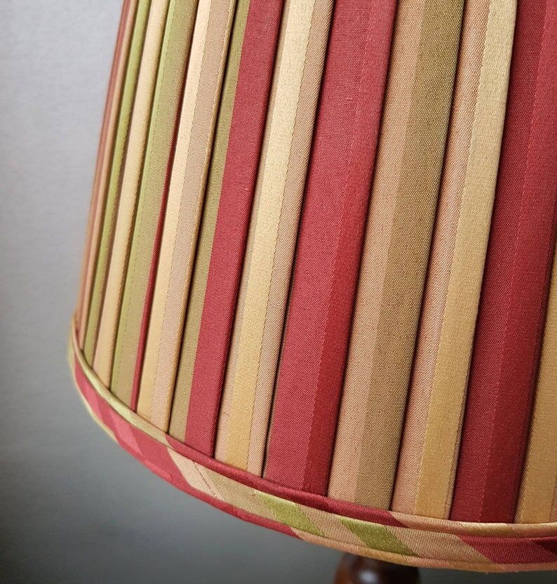 Vintage wooden table lamp with pleated fabric lampshade 1970