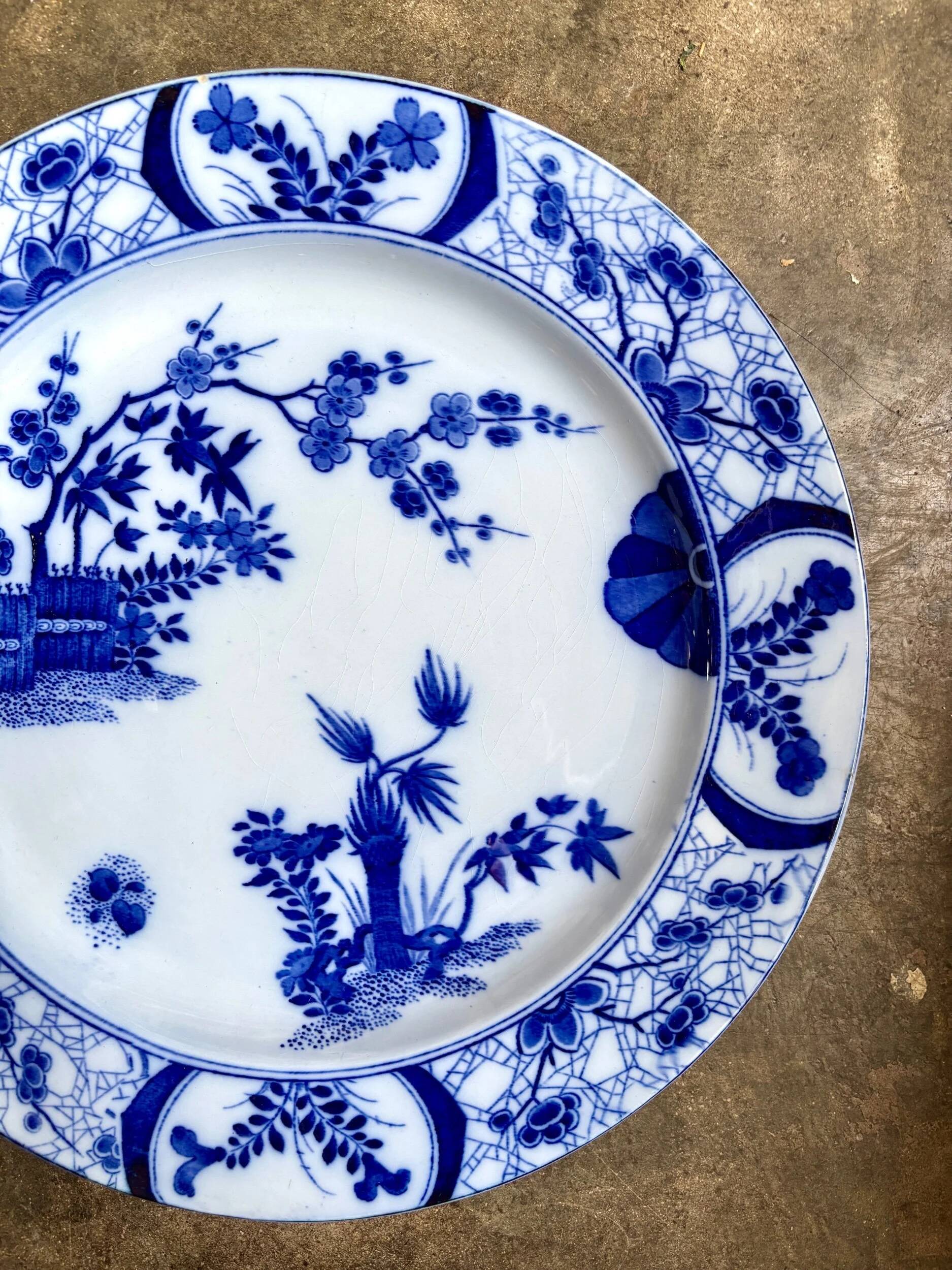 Large round dish Creil & Montereau in blue ironstone, "Japan" service