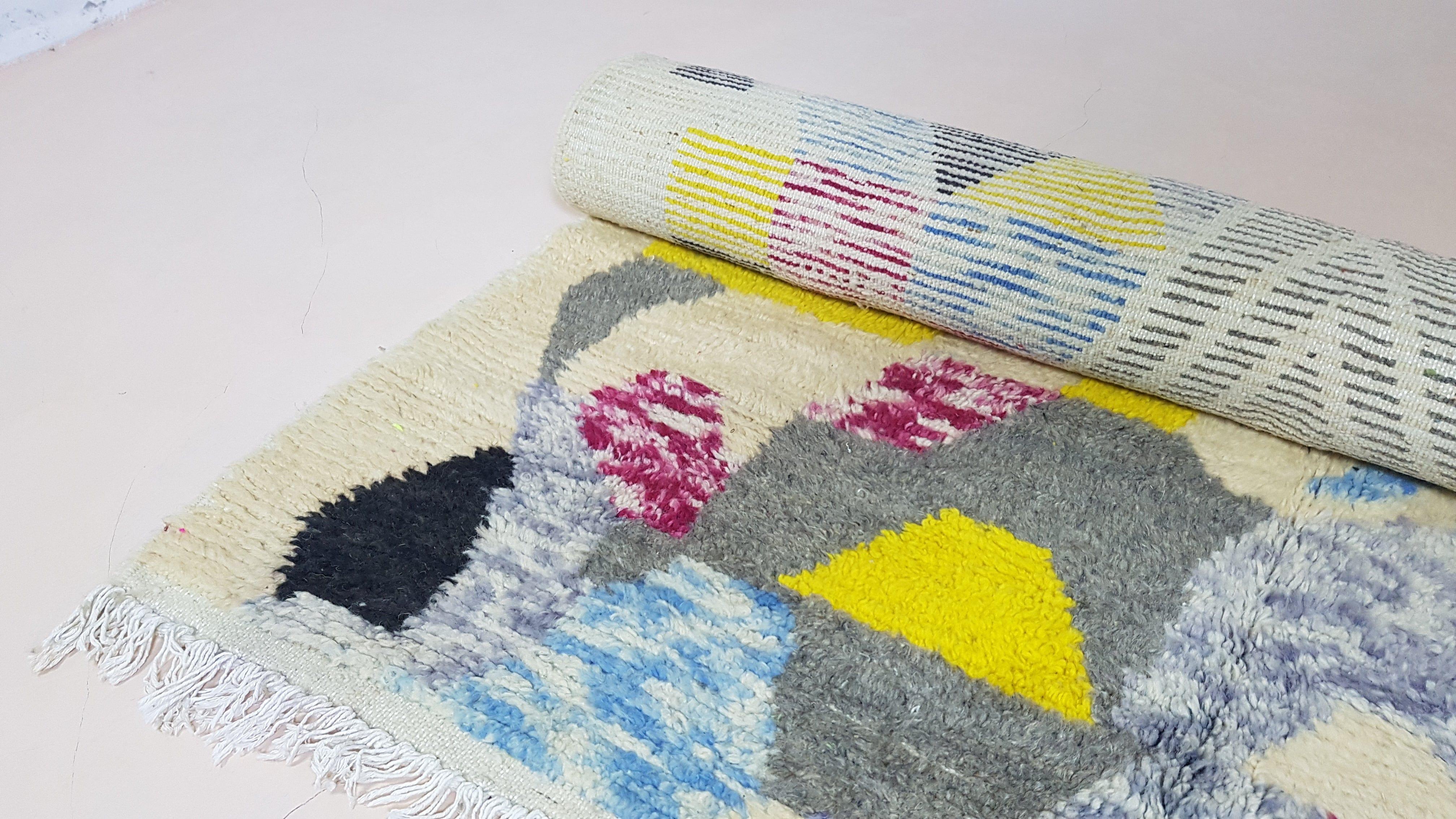 Handmade Azilal rug, 255 x 140 cm