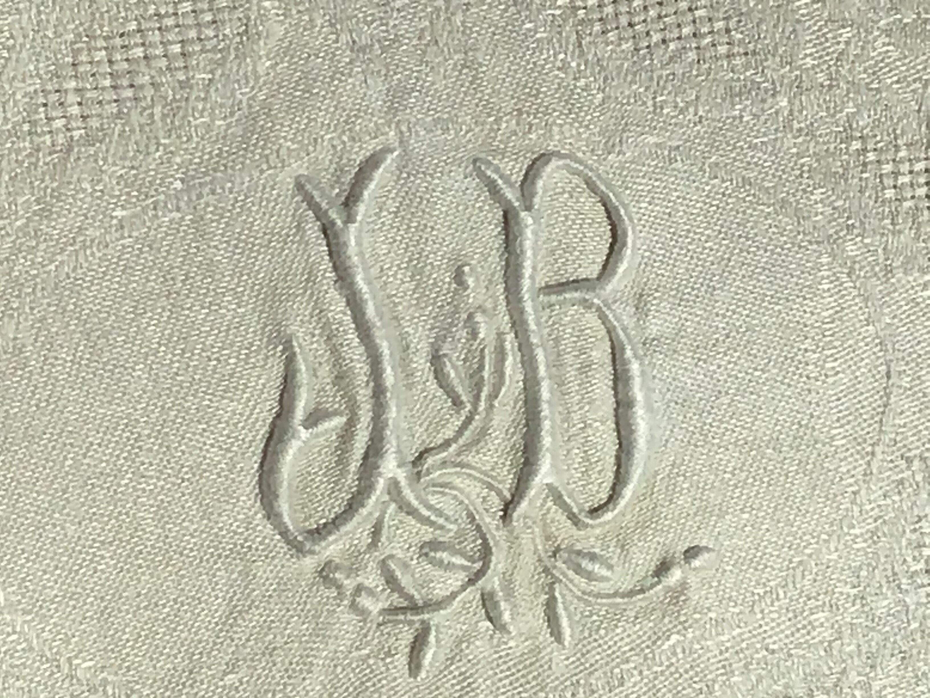 12 New Damask JB towels 60X70cm