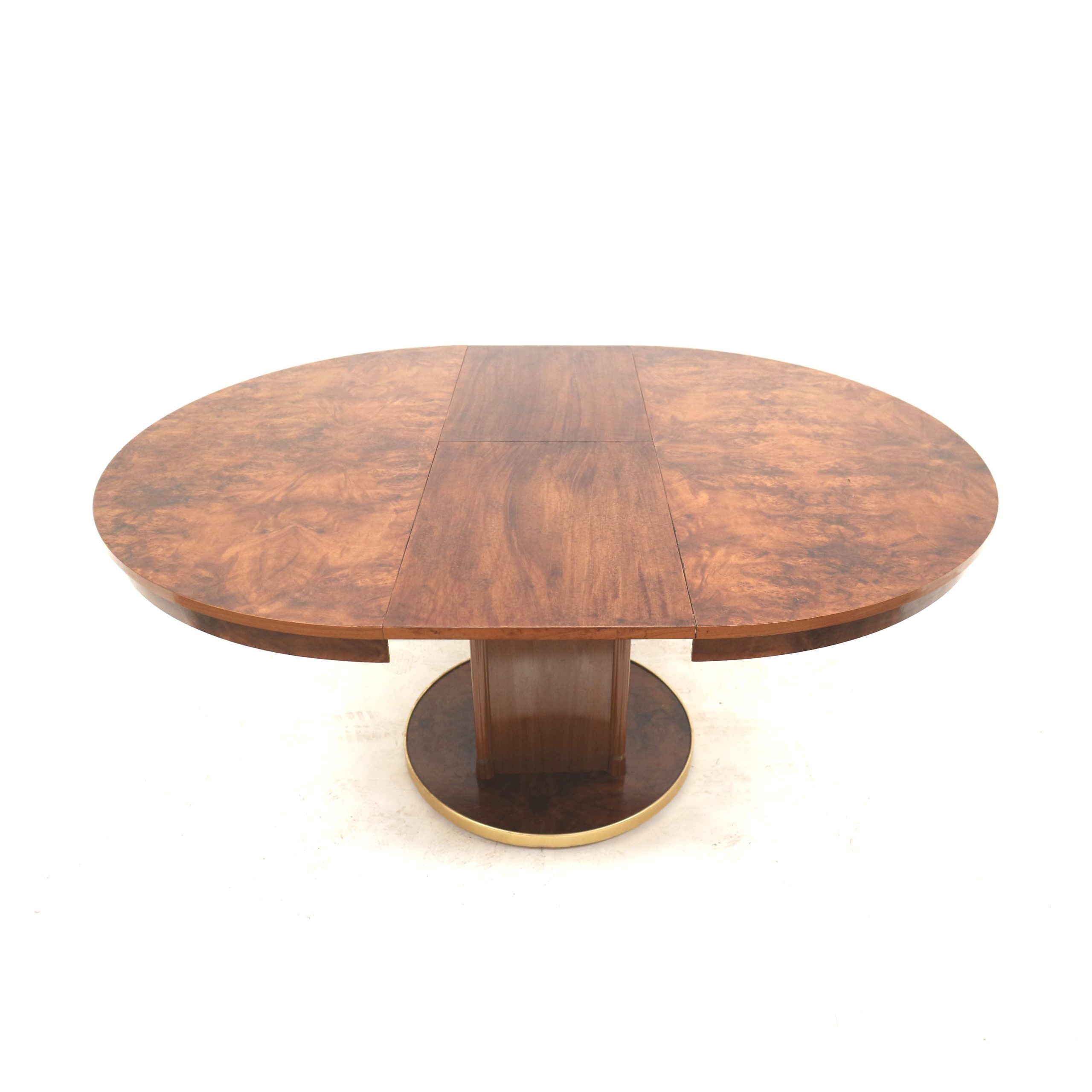 Elegant vintage Art Deco extendable round dining table