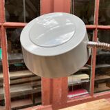 Workshop lamp on ringed metal hose